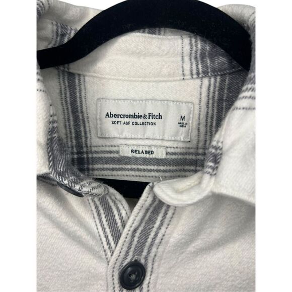 Abercrombie & Fitch Relaxed Plaid Button Down Flannel Shirt Men’s Medium - Picture 3 of 7